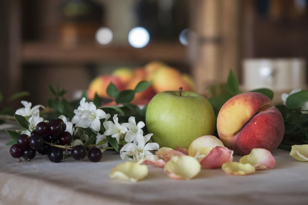 A Photo Of A Table With A Variety Of Fruits And Fl X9tsrv5vsvu4nwrd Lvaiq Ceqpvnxlqqsmukz9ggm00q